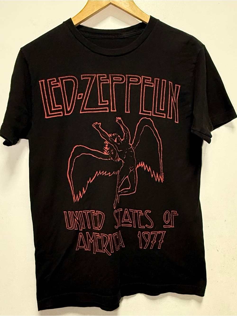 Led Zeppelin Black & Red Graphic Tee